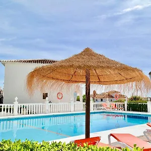  Apartment Las Farolas Poolfront In Mijas Costa 500m To The Beach - Updated June 2023 !